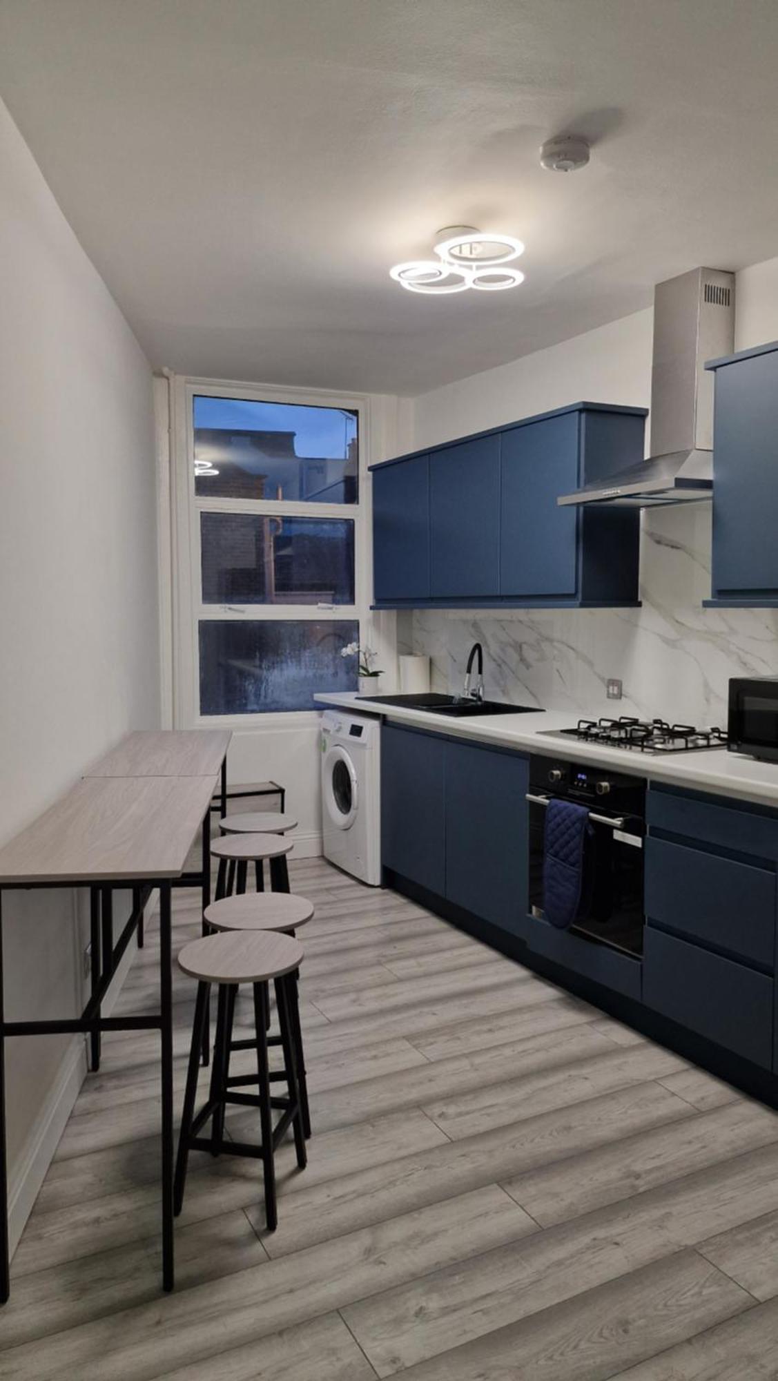 Apartament Stratford 4 Bed